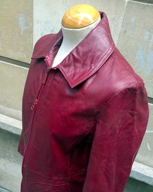 Abrigo 90´s de piel granate con cremallera